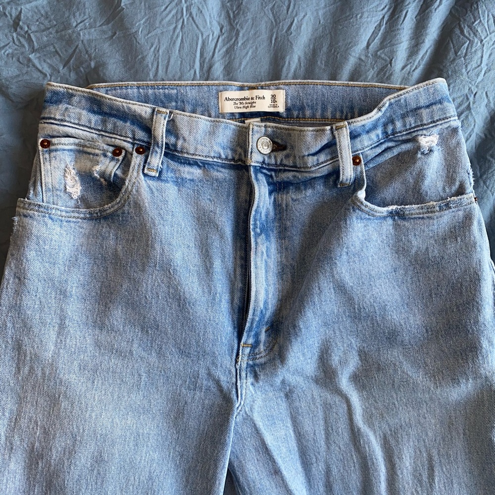 Abercrombie & Fitch 90s Ultra High Rise Curve Love Ripped